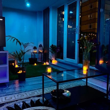 Luxury 9Ine Penthouse With Garden & Jacuzzi Apartment Birmingham Luaran gambar