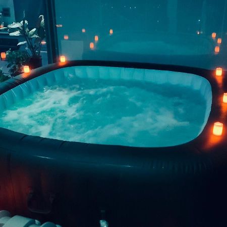 Luxury 9Ine Penthouse With Garden & Jacuzzi Apartment Birmingham Luaran gambar