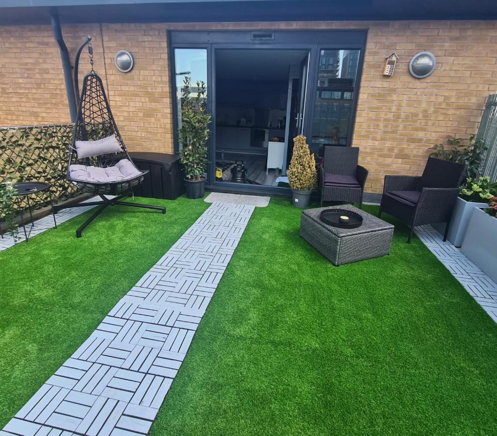 Luxury 9Ine Penthouse With Garden & Jacuzzi Apartment Birmingham Luaran gambar