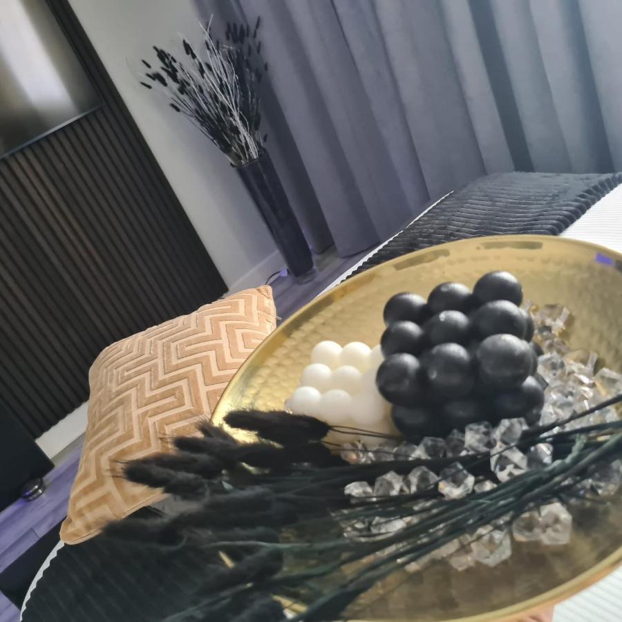 Luxury 9Ine Penthouse With Garden & Jacuzzi Apartment Birmingham Luaran gambar