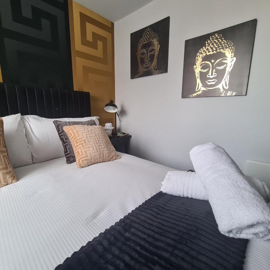 Luxury 9Ine Penthouse With Garden & Jacuzzi Apartment Birmingham Luaran gambar