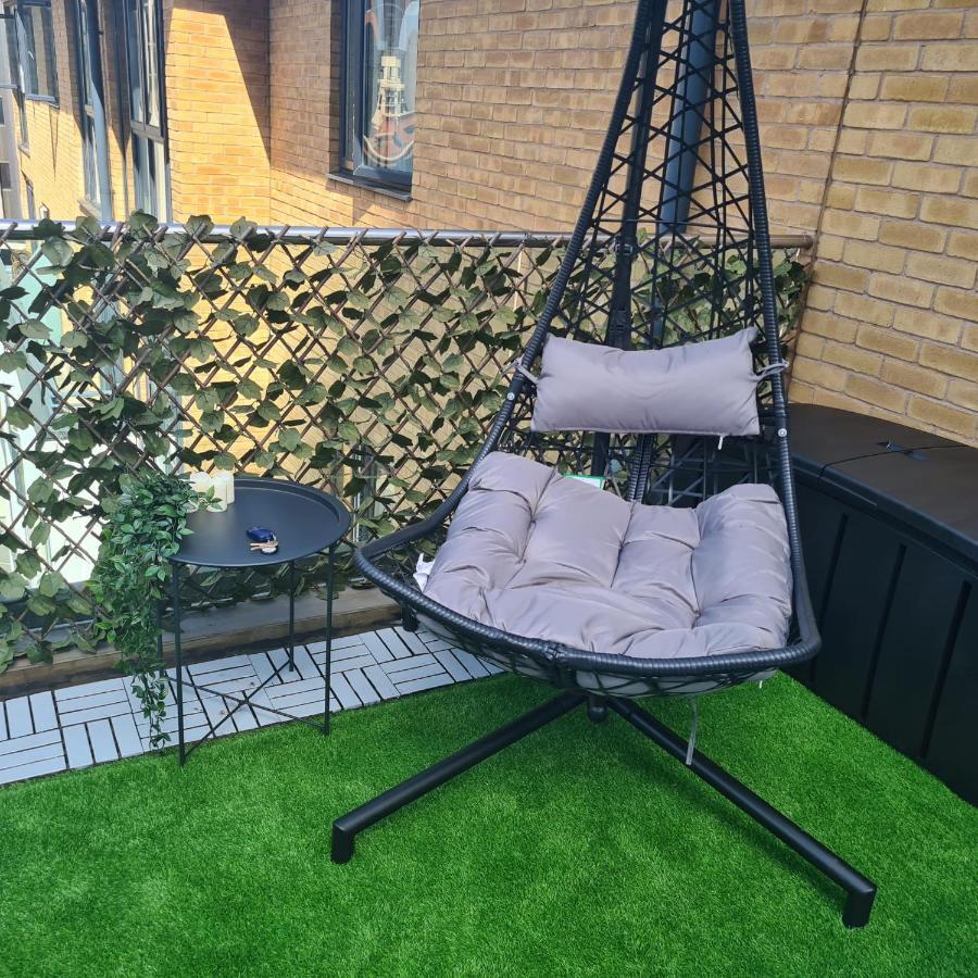 Luxury 9Ine Penthouse With Garden & Jacuzzi Apartment Birmingham Luaran gambar